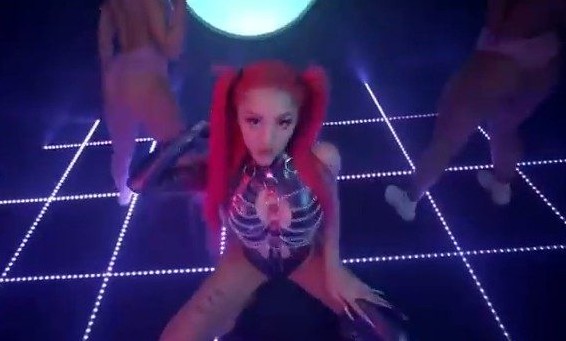 Ppcocaine hot booty dance video